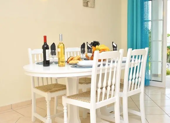 Apart Daire, 2 Yatak Odası, Havuz Kullanımı, Havuz Manzaralı