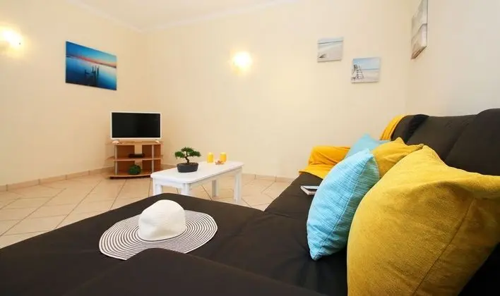 Apart Daire, 2 Yatak Odası, Havuz Kullanımı, Deniz Manzaralı