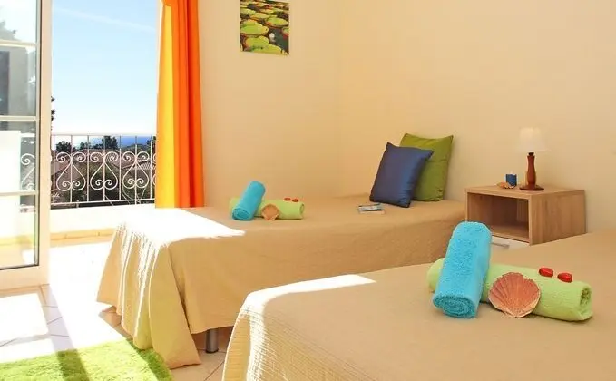 Apart Daire, 2 Yatak Odası, Havuz Kullanımı, Deniz Manzaralı