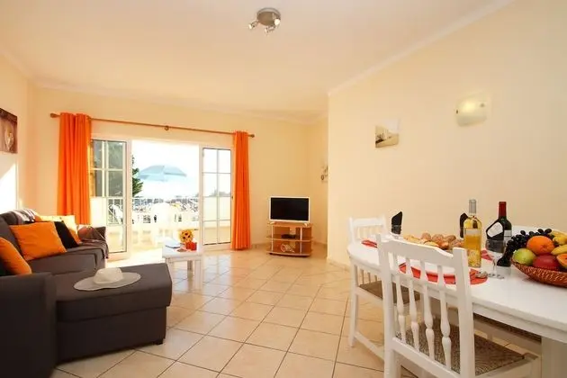 Apart Daire, 2 Yatak Odası, Havuz Kullanımı, Deniz Manzaralı