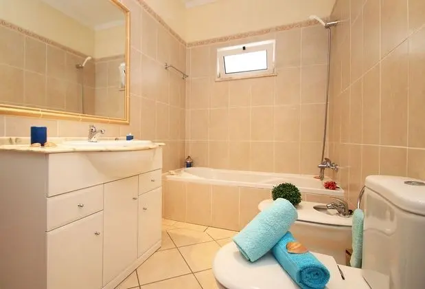 Apart Daire, 2 Yatak Odası, Havuz Kullanımı, Deniz Manzaralı