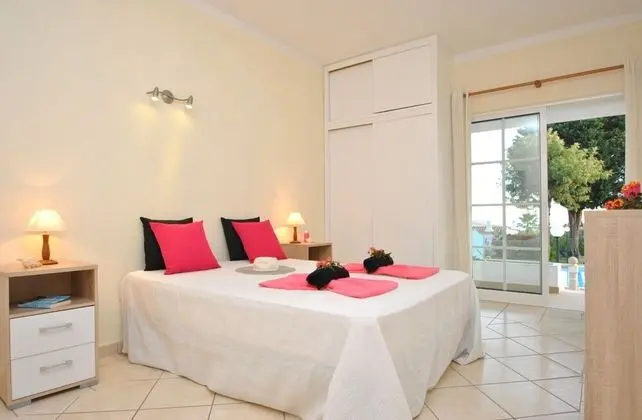 Apart Daire, 1 Yatak Odası, Havuz Kullanımı, Havuz Manzaralı