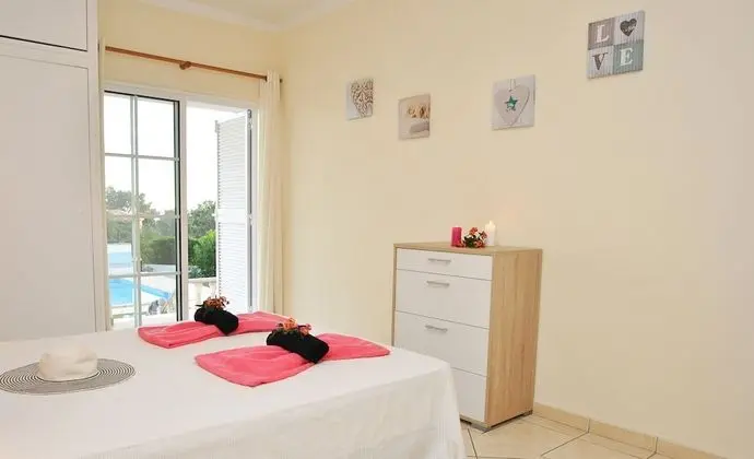 Apart Daire, 1 Yatak Odası, Havuz Kullanımı, Havuz Manzaralı