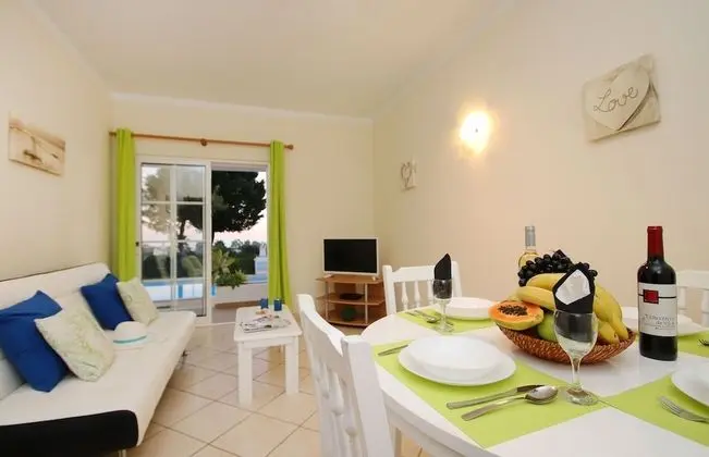 Apart Daire, 1 Yatak Odası, Havuz Kullanımı, Havuz Manzaralı