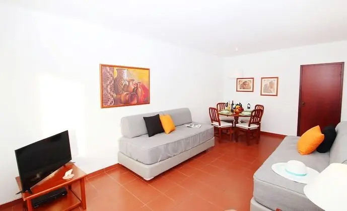 Apart Daire, 2 Yatak Odası, Havuz Kullanımı, Havuz Manzaralı