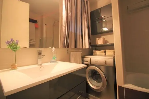 Stüdyo, Golf Manzaralı