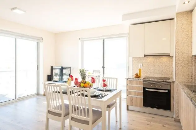 Apart Daire, 2 Yatak Odası, Havuz Kullanımı, Deniz Manzaralı