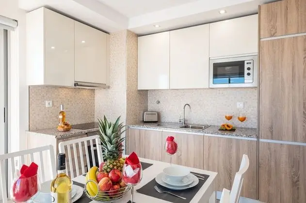 Apart Daire, 2 Yatak Odası, Havuz Kullanımı, Deniz Manzaralı