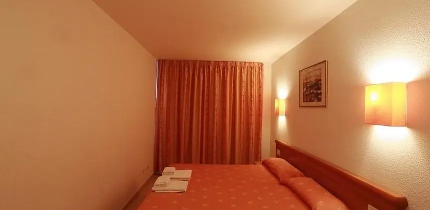 Apart Daire, 2 Yatak Odası (163109)