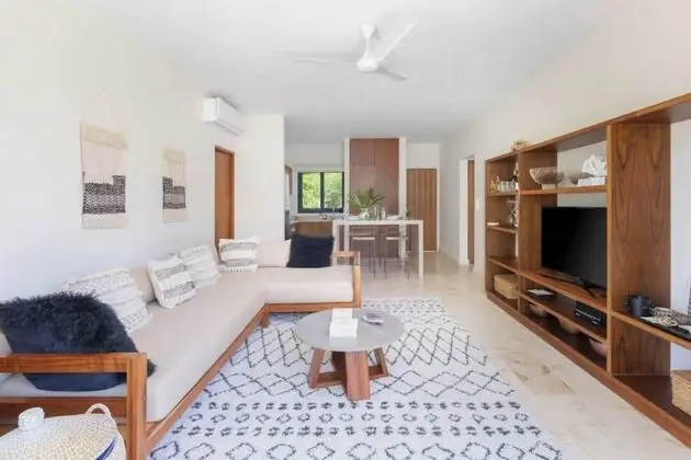 Luxury Apart Daire, 2 Yatak Odası, Mutfak, Havuz Manzaralı