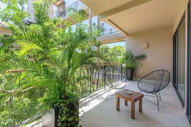 Luxury Apart Daire, 2 Yatak Odası, Mutfak, Havuz Manzaralı