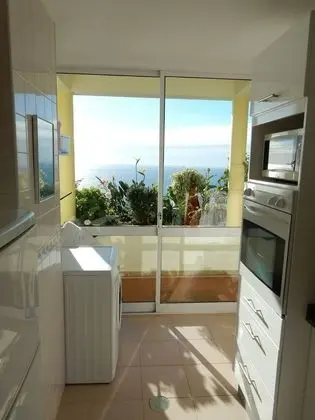 Panoramic Apart Daire, 2 Yatak Odası, Havuz Kullanımı, Deniz Manzaralı