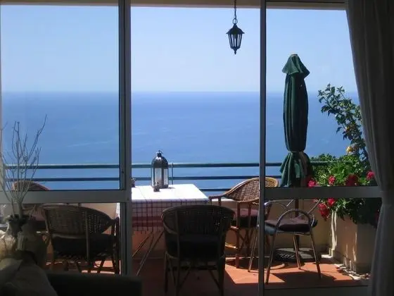 Panoramic Apart Daire, 2 Yatak Odası, Havuz Kullanımı, Deniz Manzaralı