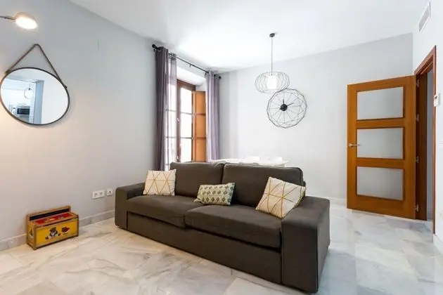 Apart Daire, 2 Yatak Odası (1)