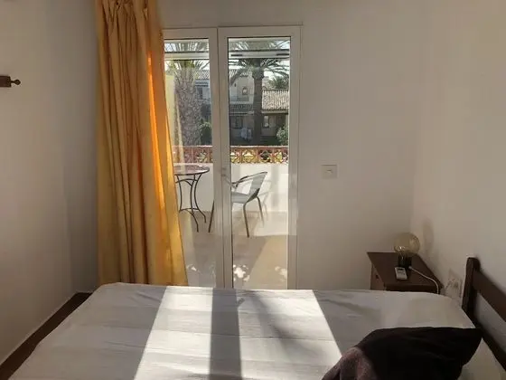 Apart Daire, 2 Yatak Odası, Havuz Manzaralı