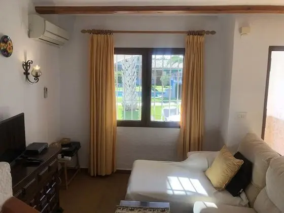 Apart Daire, 2 Yatak Odası, Havuz Manzaralı