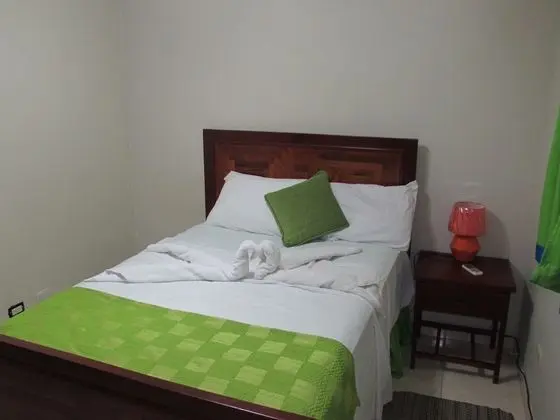 Two Bedroom Bedroom Aparment With Balcony (Upstairs)
