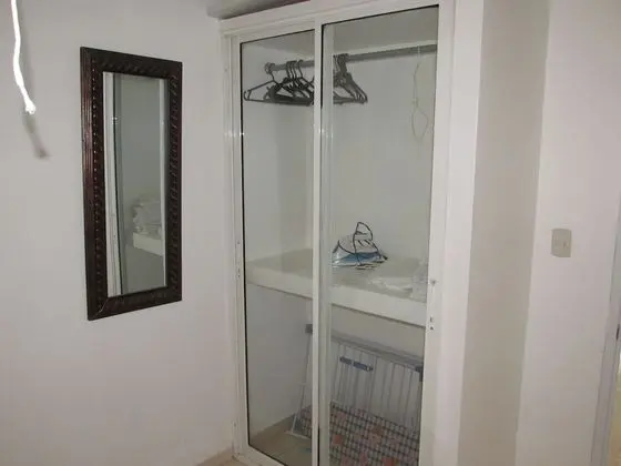 Two Bedroom Bedroom Aparment With Terrace (Downstairs)