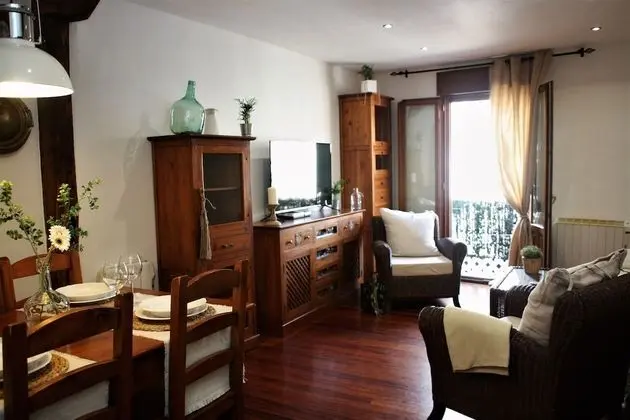 Apart Daire, 2 Yatak Odası, Balkon, Şehir Manzaralı