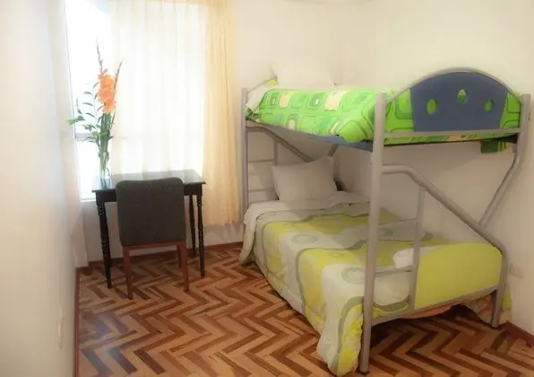 Classic Apart Daire, 3 Yatak Odası, Mutfak, Avlu