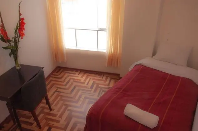 Classic Apart Daire, 3 Yatak Odası, Mutfak, Avlu