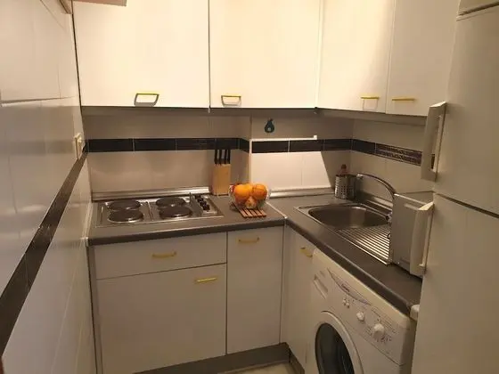 Apart Daire, 1 Yatak Odası, Avlu Manzaralı