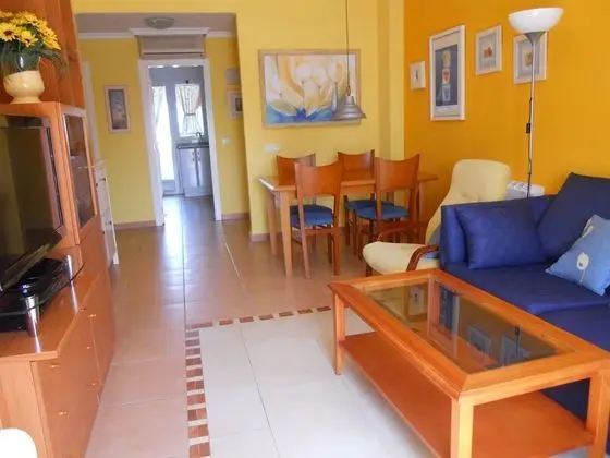 Apart Daire, 2 Yatak Odası, Havuz Manzaralı