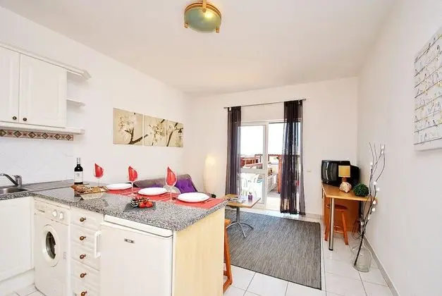 Apart Daire, 1 Yatak Odası, Havuz Kullanımı, Havuz Manzaralı