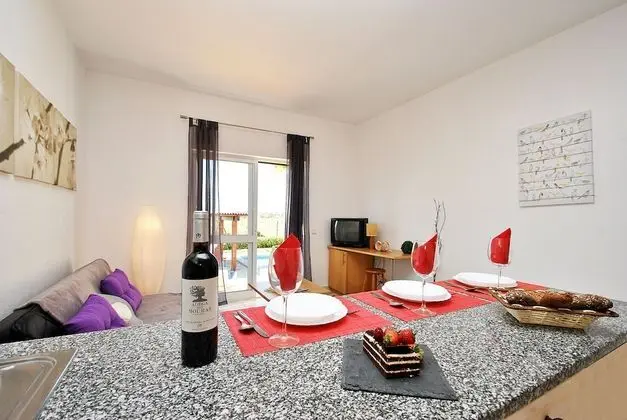 Apart Daire, 1 Yatak Odası, Havuz Kullanımı, Havuz Manzaralı