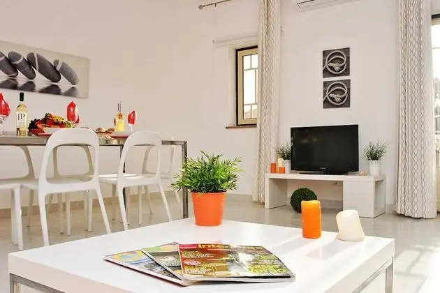 Apart Daire, 2 Yatak Odası, Havuz Kullanımı, Deniz Manzaralı