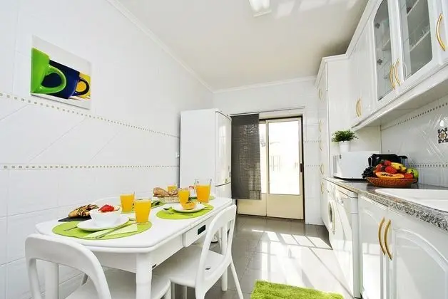 Apart Daire, 2 Yatak Odası, Havuz Kullanımı, Deniz Manzaralı