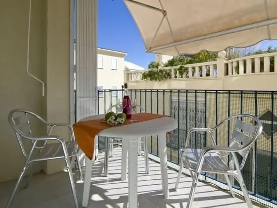 Apart Daire, 2 Yatak Odası, Balkon