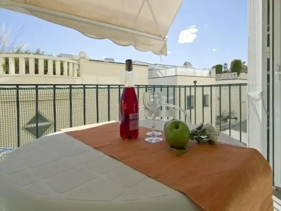 Apart Daire, 2 Yatak Odası, Balkon