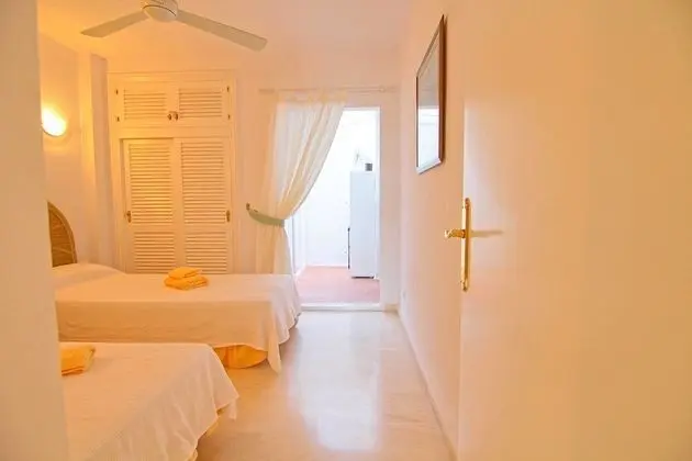 Apart Daire, 2 Yatak Odası, Teras, Bahçe Manzaralı