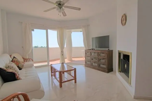 Apart Daire, 2 Yatak Odası, Teras, Bahçe Manzaralı