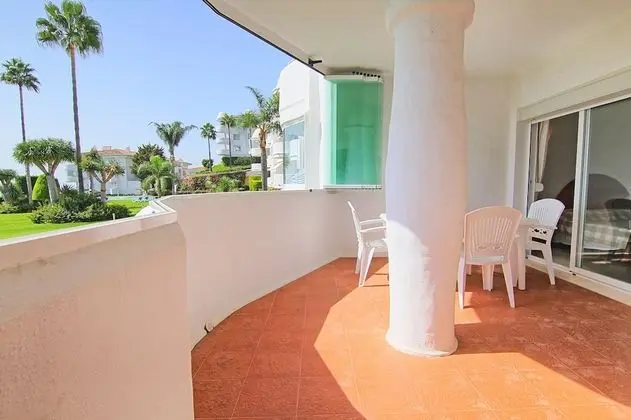 Apart Daire, 2 Yatak Odası, Teras, Bahçe Manzaralı