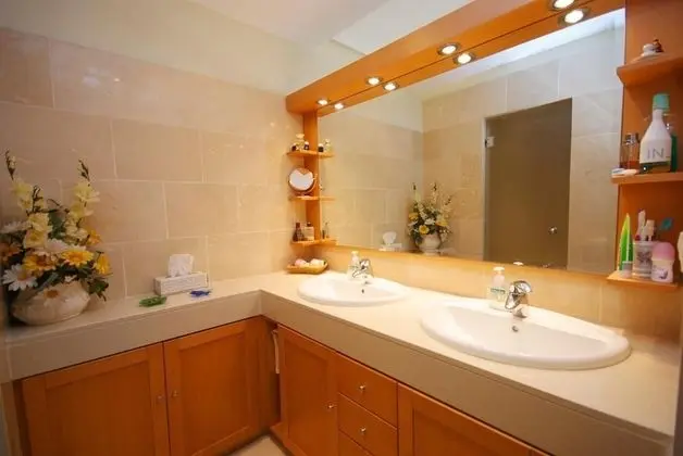 Apart Daire, 2 Yatak Odası, Havuz Manzaralı