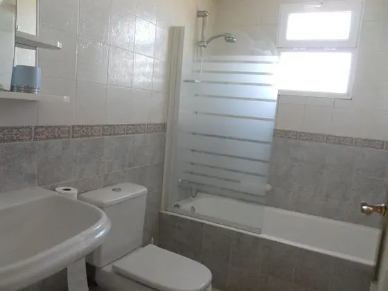 Apart Daire, 3 Yatak Odası, Havuz Manzaralı