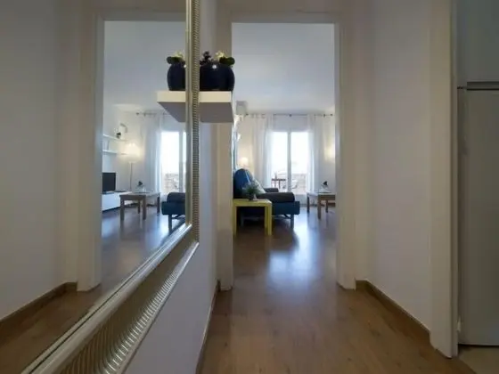 Apart Daire, 2 Yatak Odası, Balkon, Havuz Manzaralı