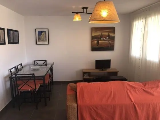 Apart Daire, 2 Yatak Odası, Havuz Manzaralı