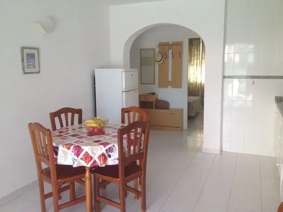 Apart Daire, 1 Yatak Odası, Havuz Manzaralı