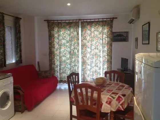 Apart Daire, 1 Yatak Odası, Havuz Manzaralı