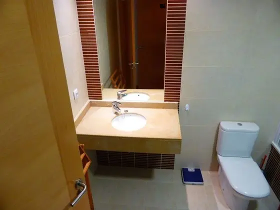 Apart Daire, 3 Yatak Odası, Teras, Havuz Manzaralı