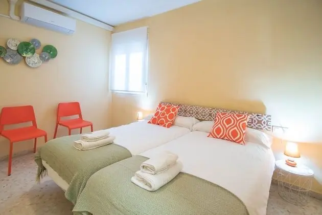 Apart Daire, 2 Yatak Odası, Denize Sıfır