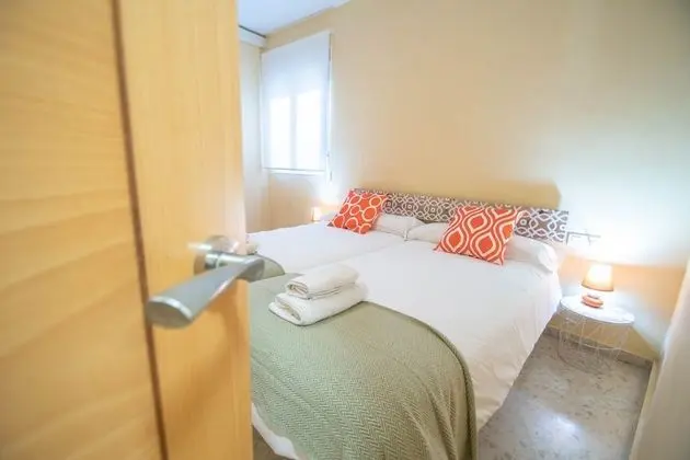 Apart Daire, 2 Yatak Odası, Denize Sıfır