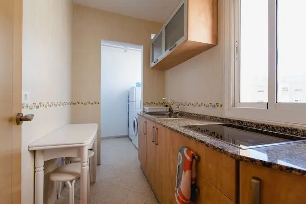 Apart Daire, 2 Yatak Odası, Denize Sıfır