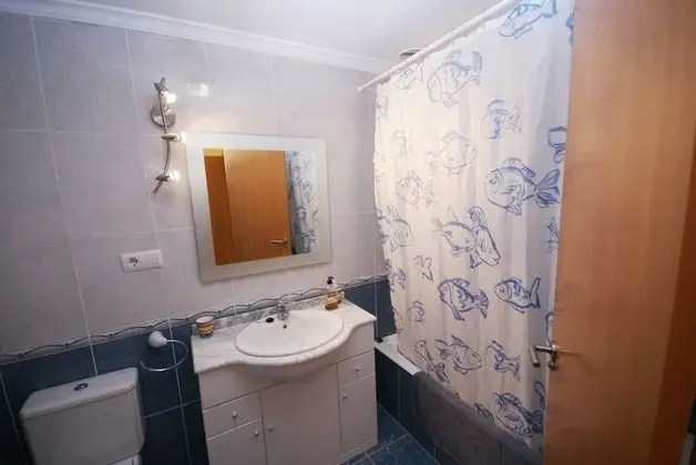 Apart Daire, 2 Yatak Odası, Havuz Manzaralı