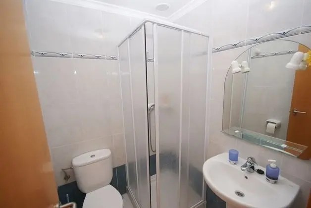 Apart Daire, 2 Yatak Odası, Havuz Manzaralı