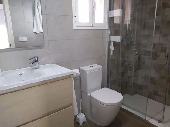 Apart Daire, 2 Yatak Odası, Havuz Manzaralı