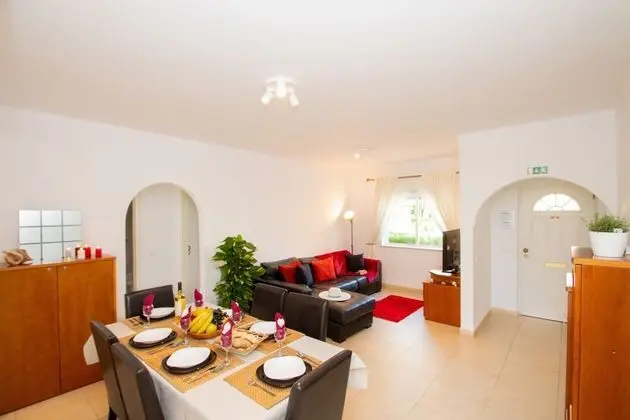 Apart Daire, 2 Yatak Odası, Havuz Kullanımı, Bahçe Manzaralı